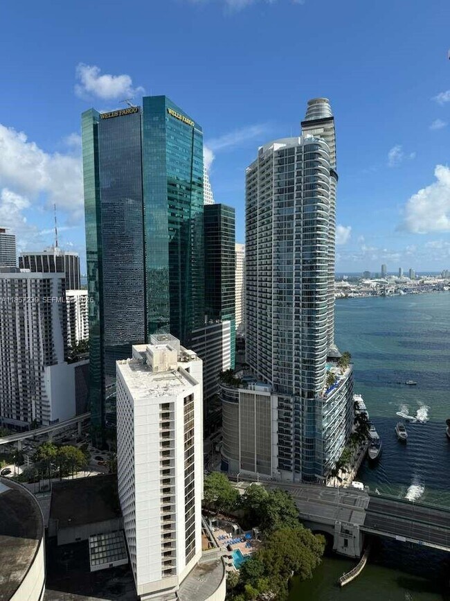 Building Photo - 31 SE 5th St