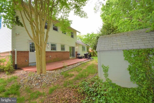 Building Photo - 8519 Wagon Wheel Rd