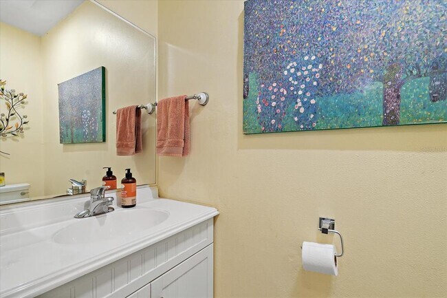 Building Photo - 3357 Ramblewood Dr N