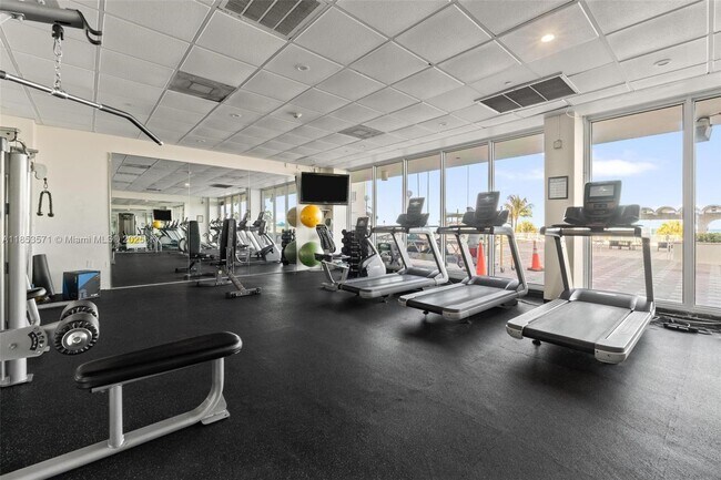 Building Photo - 5701 Collins Ave