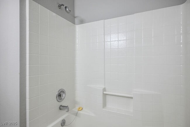 Building Photo - 3819 Terrazzo Ave