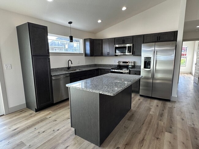 Building Photo - NEW CONSTRUCTION 5 Bed 3 Bath w/ Walk Out Basement Waynesville School District