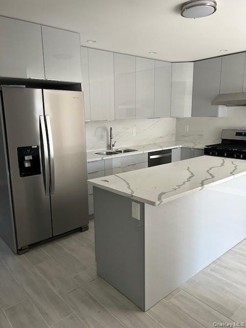 Building Photo - 144-41 78th Ave