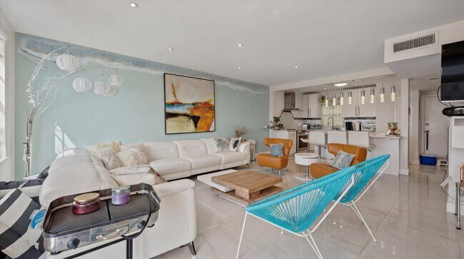 Building Photo - 3475 S Ocean Blvd