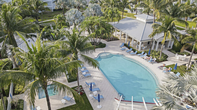 Building Photo - 515 Bay Colony Dr N