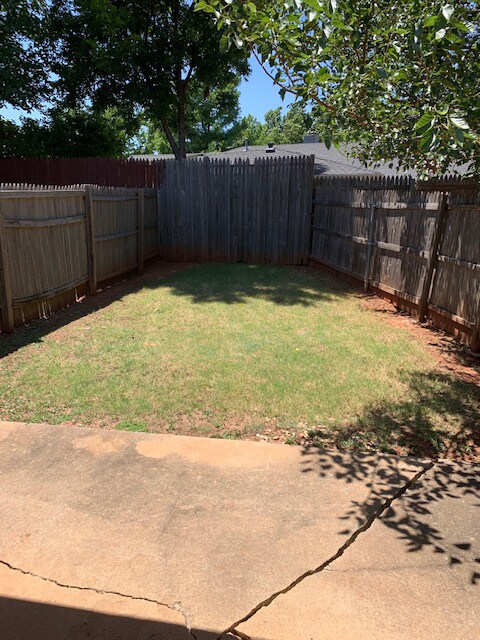 Primary Photo - 12349 Cedar Springs Ln