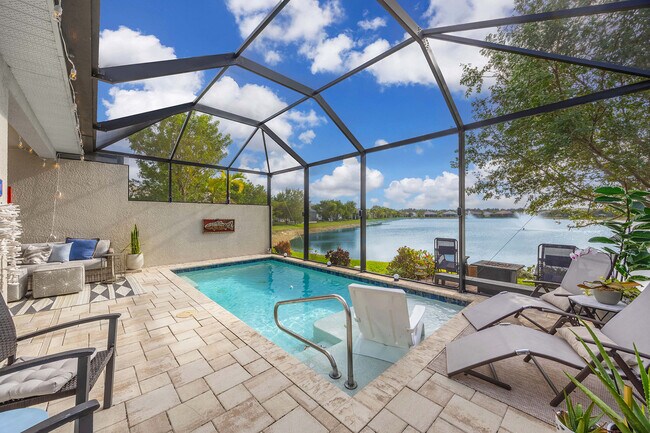 Building Photo - 14610 Edgewater Cir