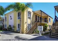 Building Photo - Fully Furnished Coastal Condo