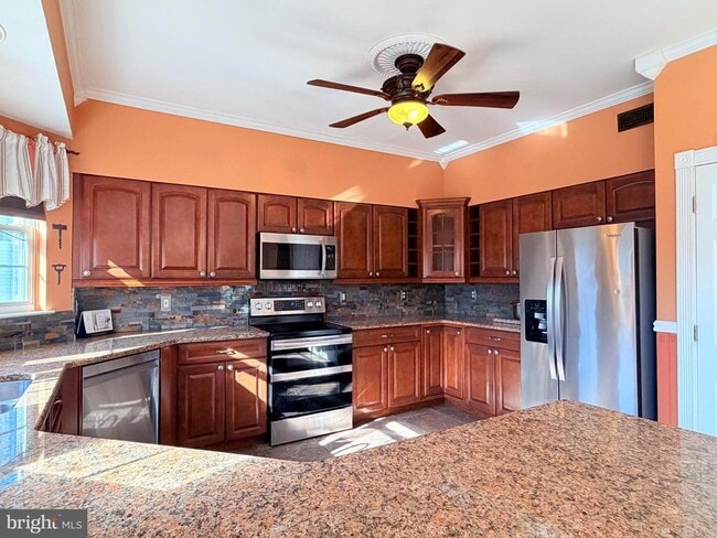 Building Photo - 15 Moonlight Ct