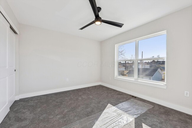 Building Photo - 283 N 18th St