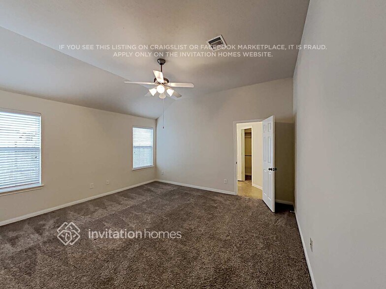 Building Photo - 1022 Bahia Vista Dr