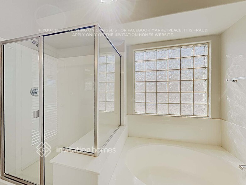 Building Photo - 29467 N Candlewood Dr