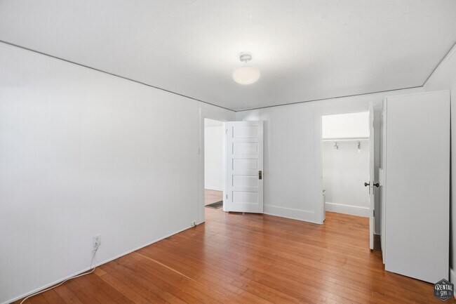 Building Photo - 2808 3rd St