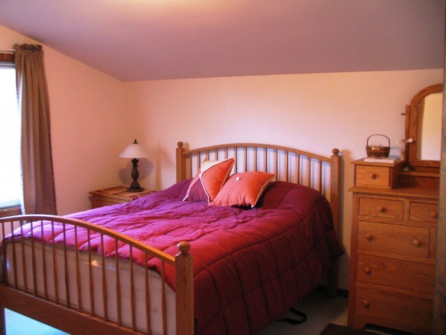 3d bedroom - 14520 W Maylore Ct