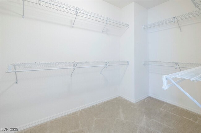 Building Photo - 2131 Waterton Rivers Dr