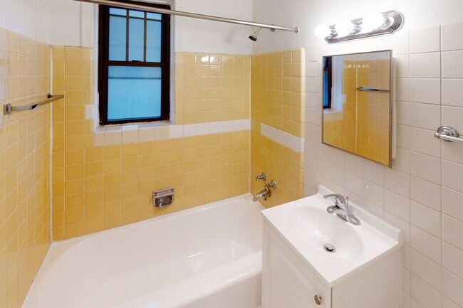 Floorplan - 5300-5308 S. Hyde Park Boulevard
