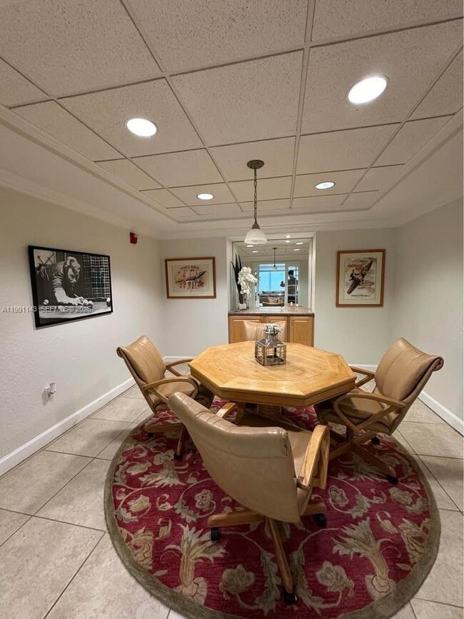 Building Photo - 151 NE 16th Ave