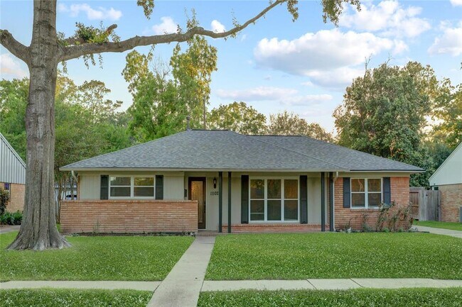 Primary Photo - 11102 Atwell Dr