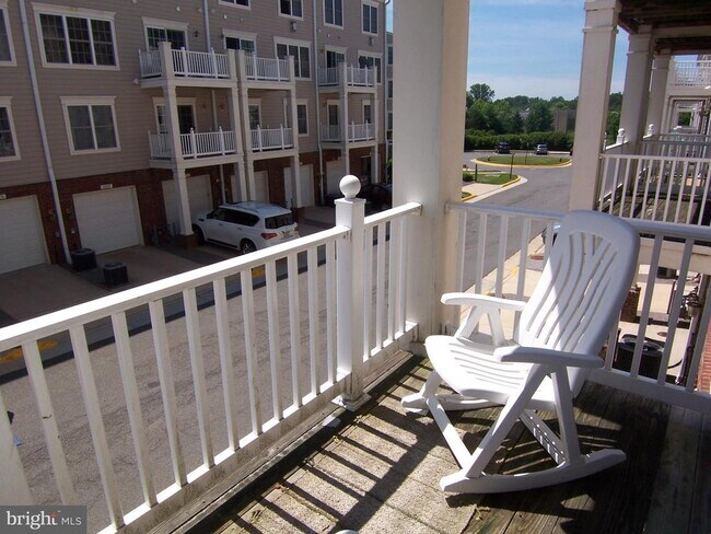 Building Photo - 4618 Battenburg Ln