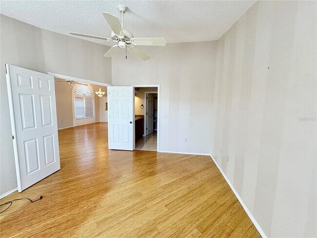 Building Photo - 1011 Pelican Ct