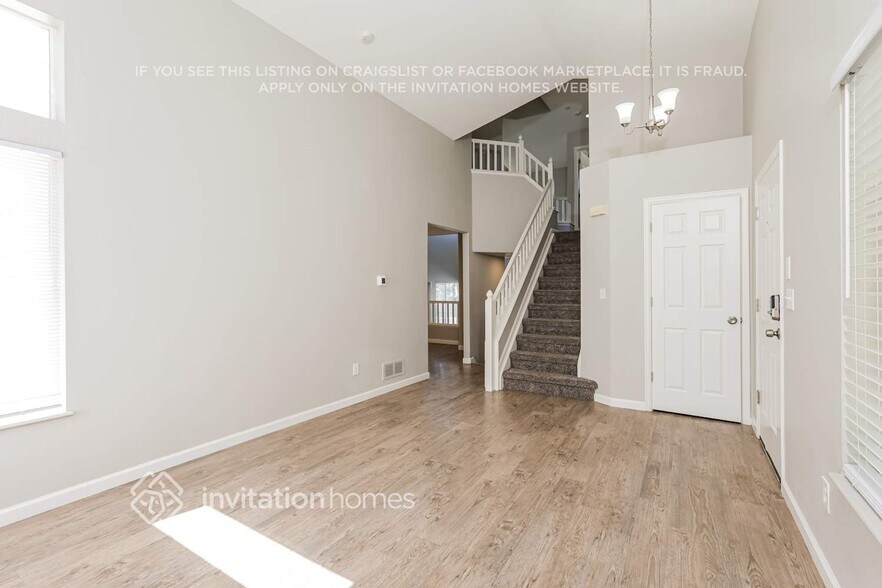 Building Photo - 8495 Bluegrass Cir