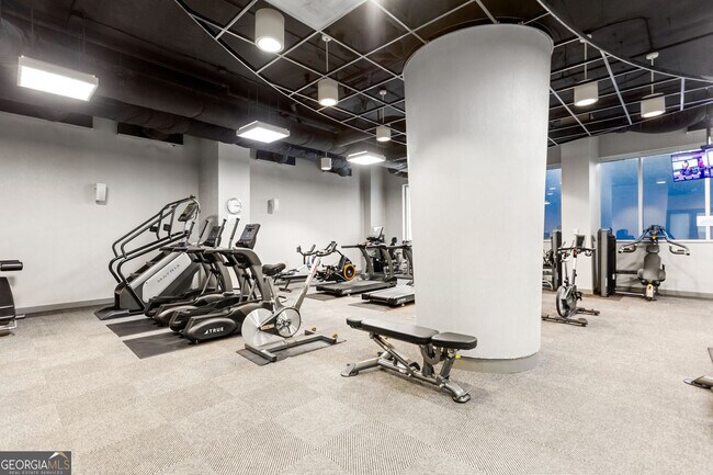 Building Photo - 3338 Peachtree Rd NE