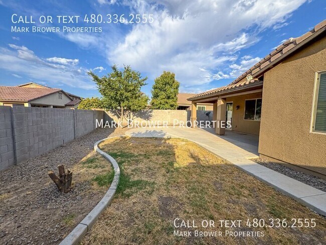 Building Photo - 1124 W Fir Tree Rd