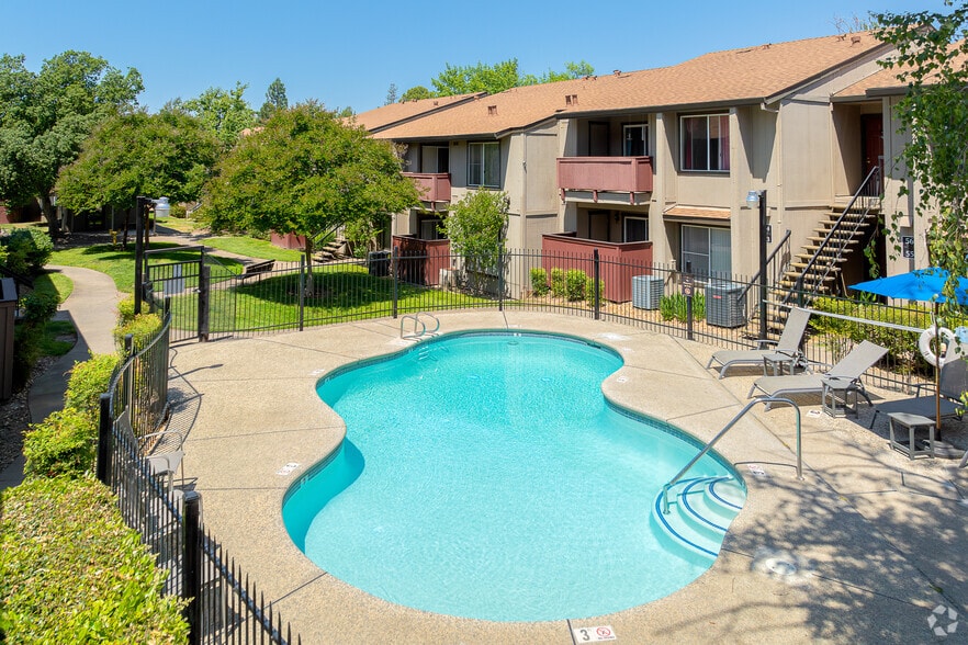 Primary Photo - Village at Fair Oaks