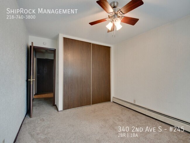 Building Photo - 340 2nd Ave S