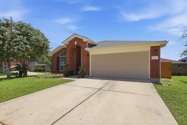 Building Photo - 17003 Analisa Cir