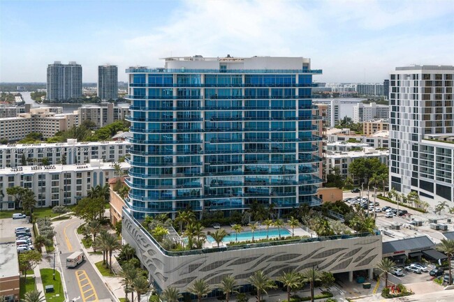 Building Photo - 17550 Collins Ave