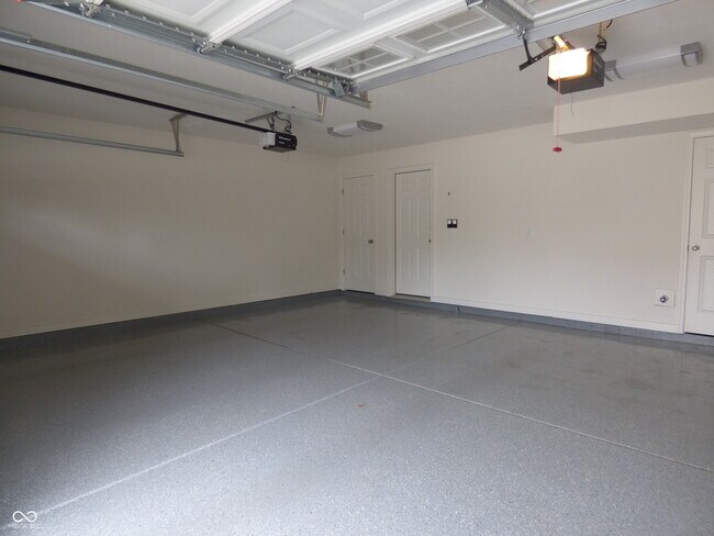 Building Photo - 8213 Katrina Way