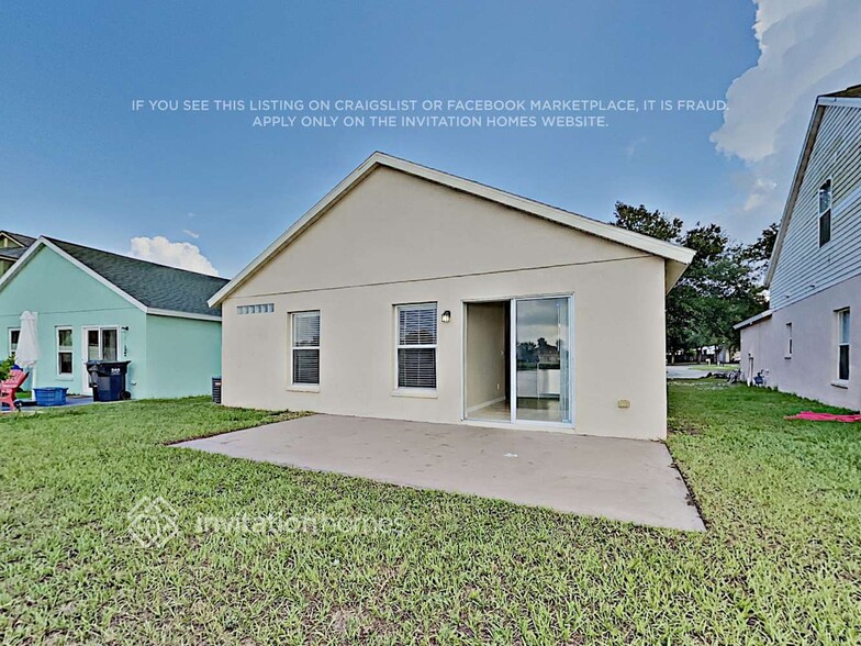 Building Photo - 10618 Lakeside Vista Dr