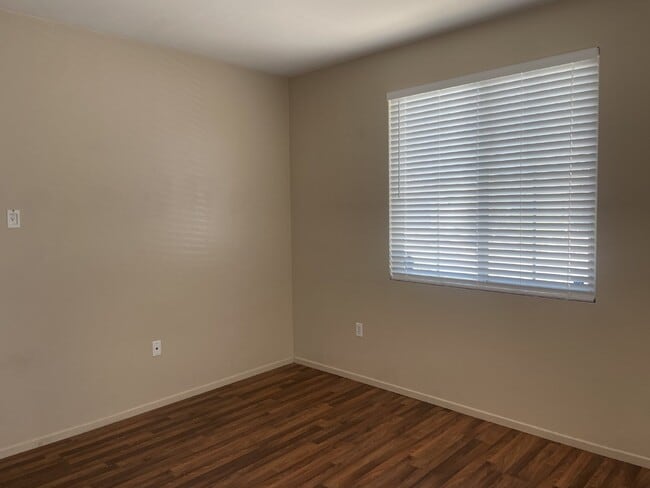 Building Photo - Long-term Rental