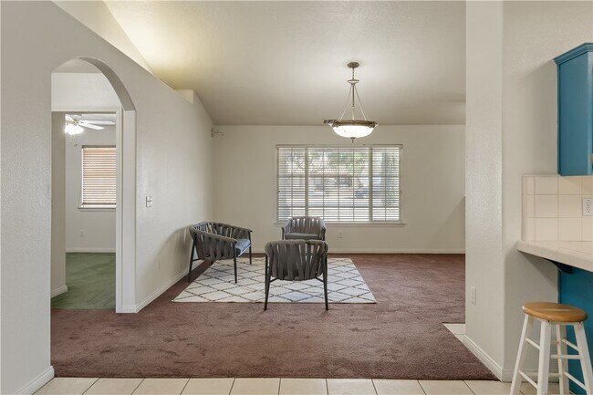 Building Photo - 14776 Coalinga Rd