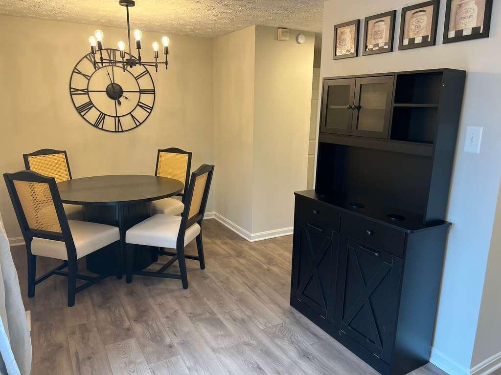 Building Photo - 442 Shady Glen Dr