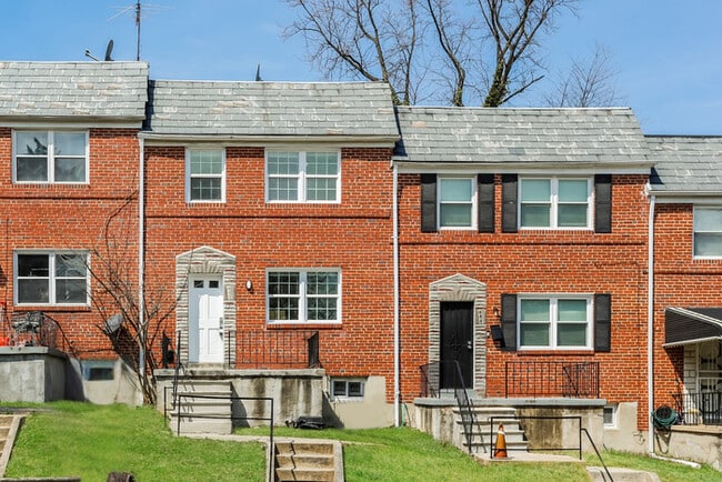 Building Photo - 446 S Chapel Gate Ln