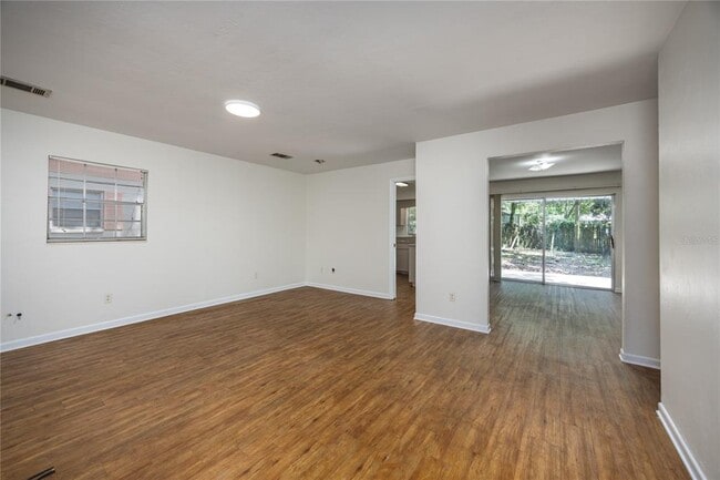 Building Photo - 1239 NW 33rd Pl