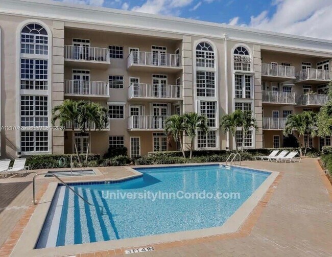 Building Photo - 1280 S Alhambra Cir