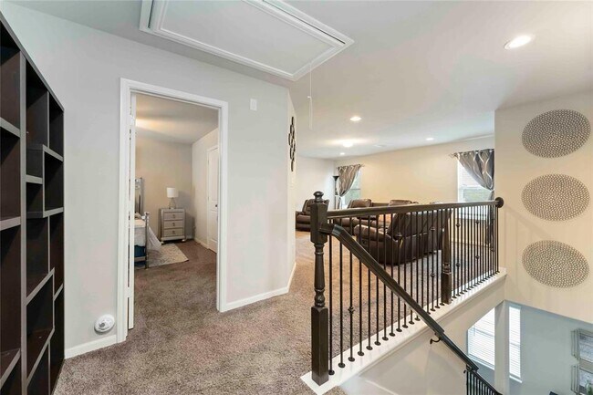 Building Photo - 1415 Woods Lake Ct