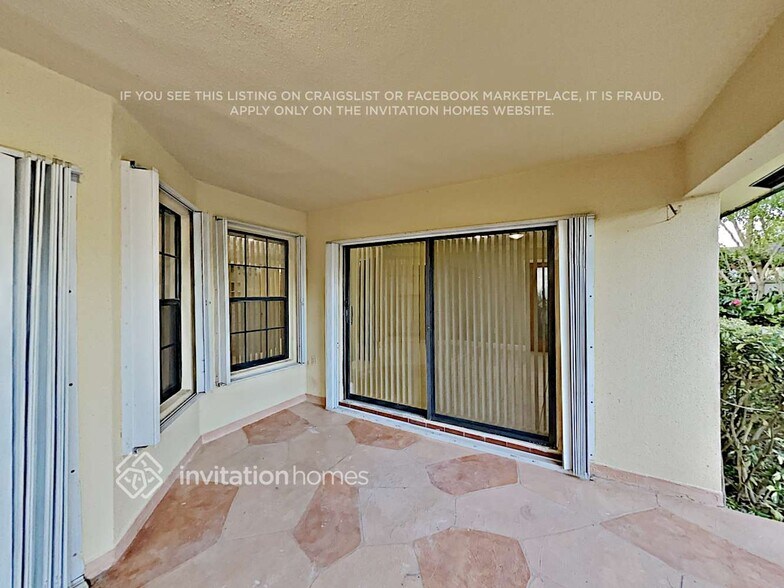 Building Photo - 14364 SW 48th Ln