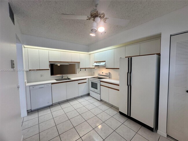 Building Photo - 1151 SW 128th Terrace