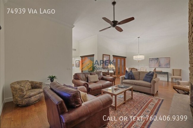 Building Photo - 74939 Vía Lago