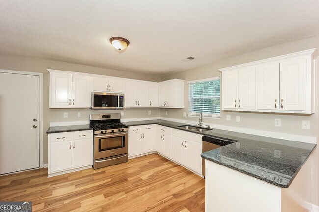 Building Photo - 227 Bella Vista Terrace