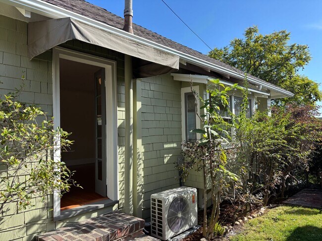 Building Photo - Serene Newly Remodeled 2 bed/ 1 Bath Craftsman Home with Bonus Space and Private Outdoor Space in...