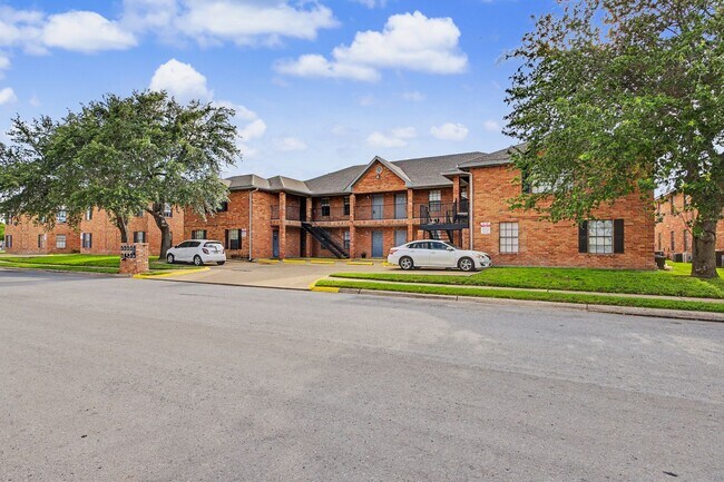 Interior Photo - Green Square Apts