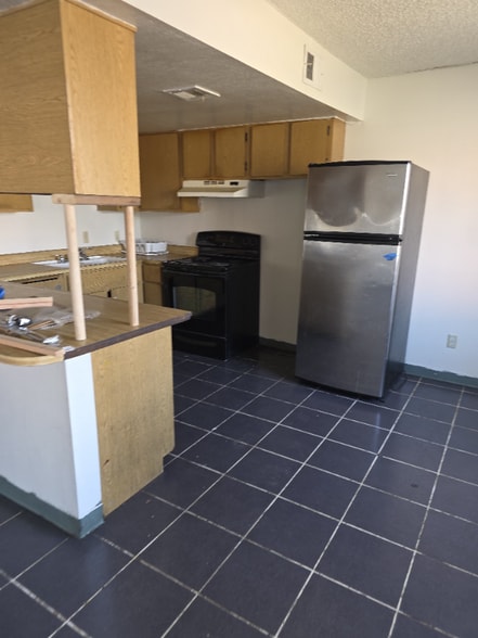 Building Photo - 2512 N Carroll St