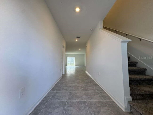 Building Photo - 1618 Reservoir Pl