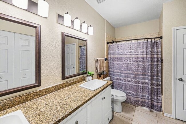 Building Photo - 4333 Bayside Village Dr