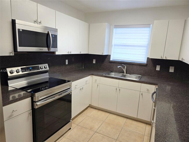 Building Photo - 2309 Liberty St